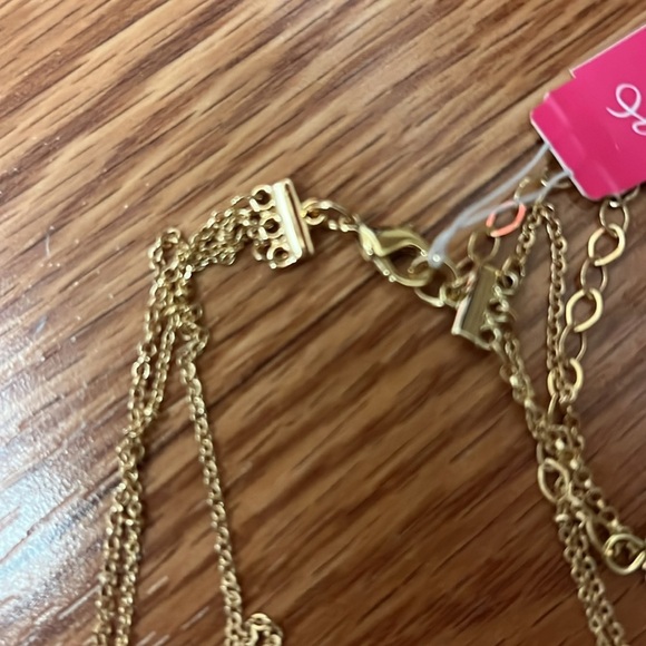 Lilly Pulitzer Triple Strand Gold Sand Dollar Charm Necklace NWT - Picture 6 of 7